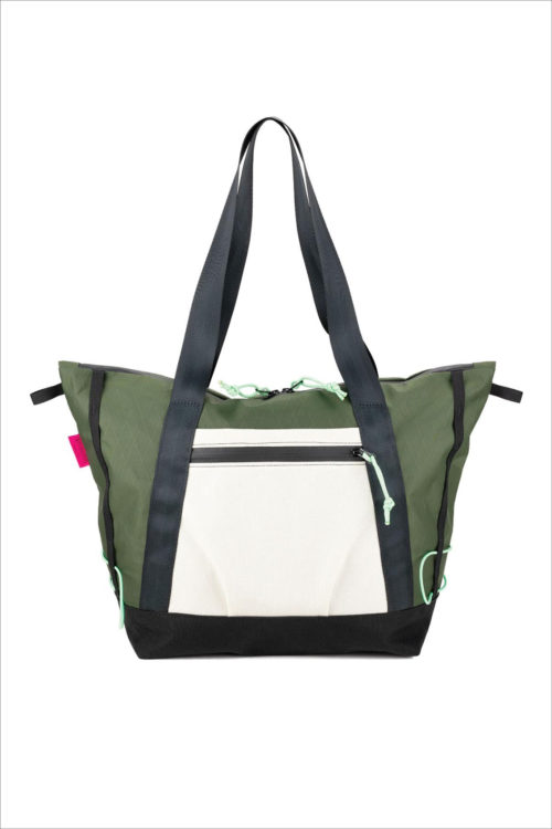 Acme Tech Tote Cascadia